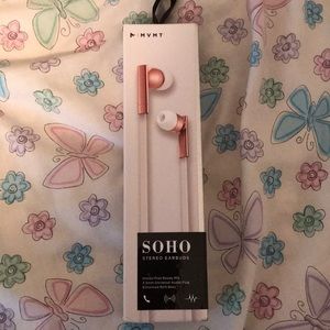 SOHO earbuds headphones
